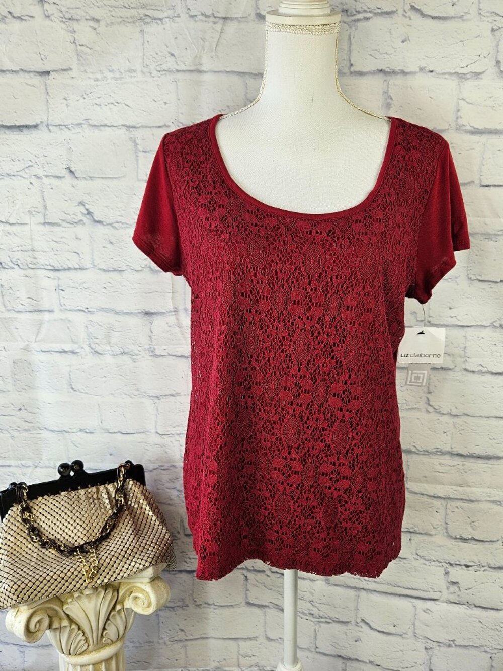 NWT Liz Claiborne Size Large Red Lace Overlay Short Sleeve Top Blouse Pullover
